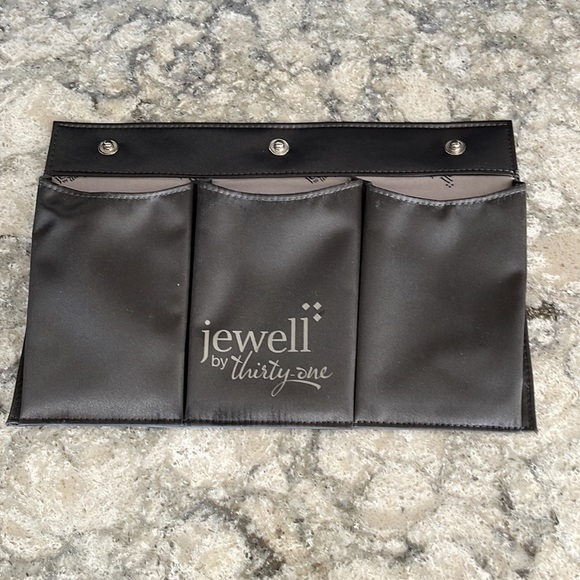 Thirty-One purse - Picture 10 of 10